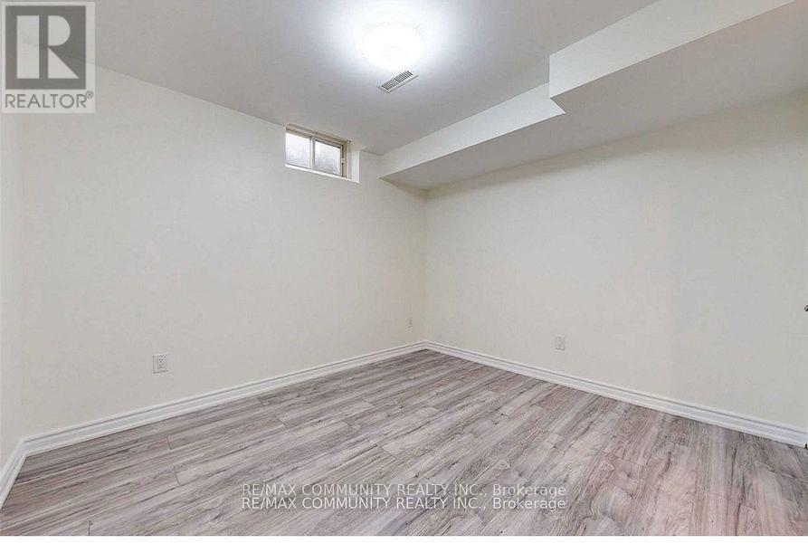 Basement - 16 Litner Crescent, Georgina, Ontario  L4P 3V1 - Photo 8 - N12735798