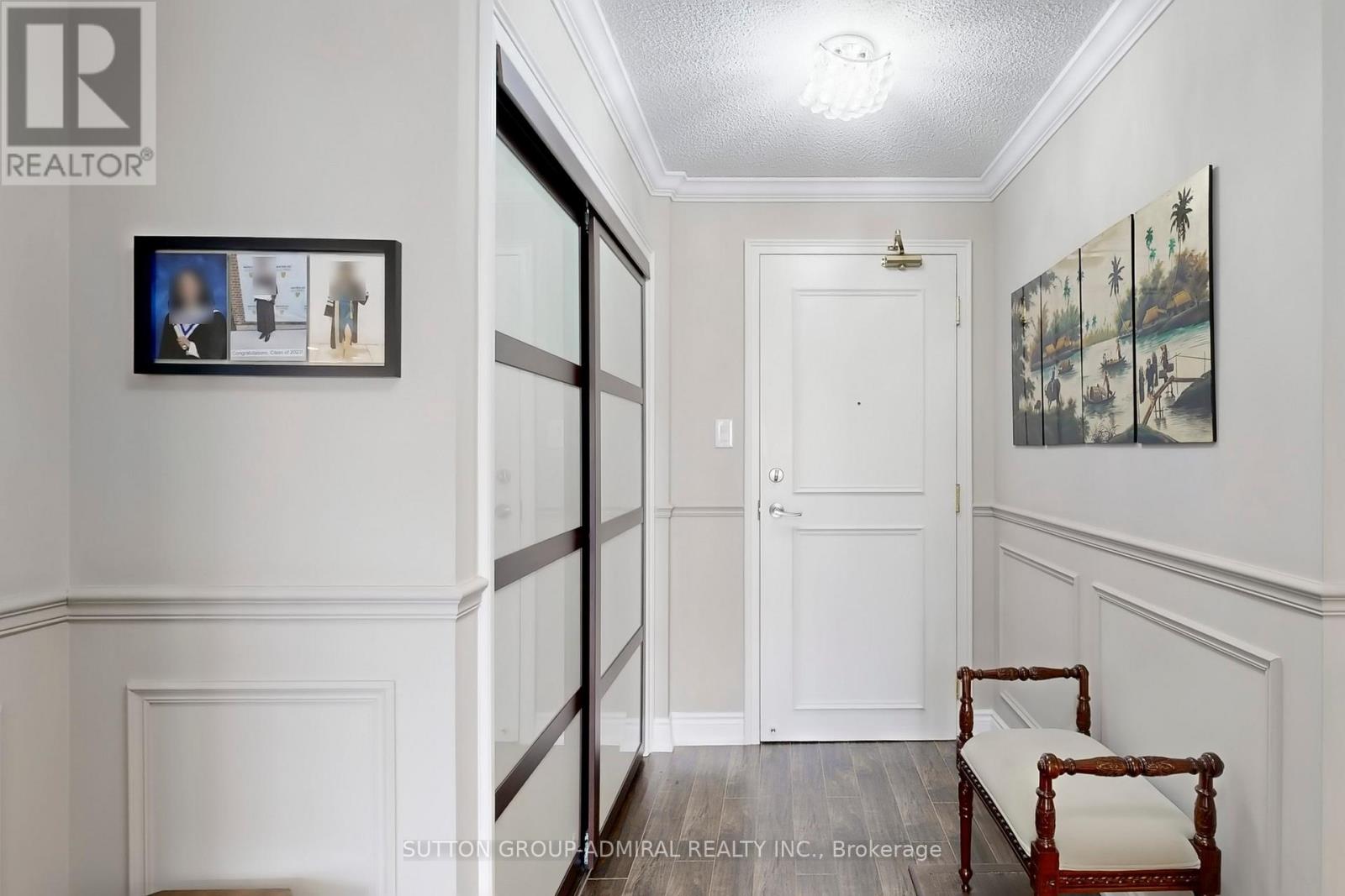 512 - 11 Townsgate Drive, Vaughan, Ontario  L4J 8G4 - Photo 10 - N12735850