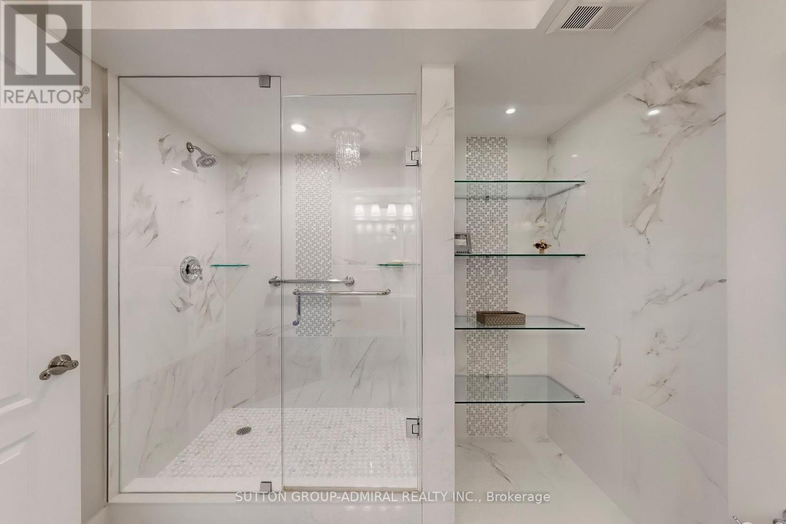 512 - 11 Townsgate Drive, Vaughan, Ontario  L4J 8G4 - Photo 27 - N12735850