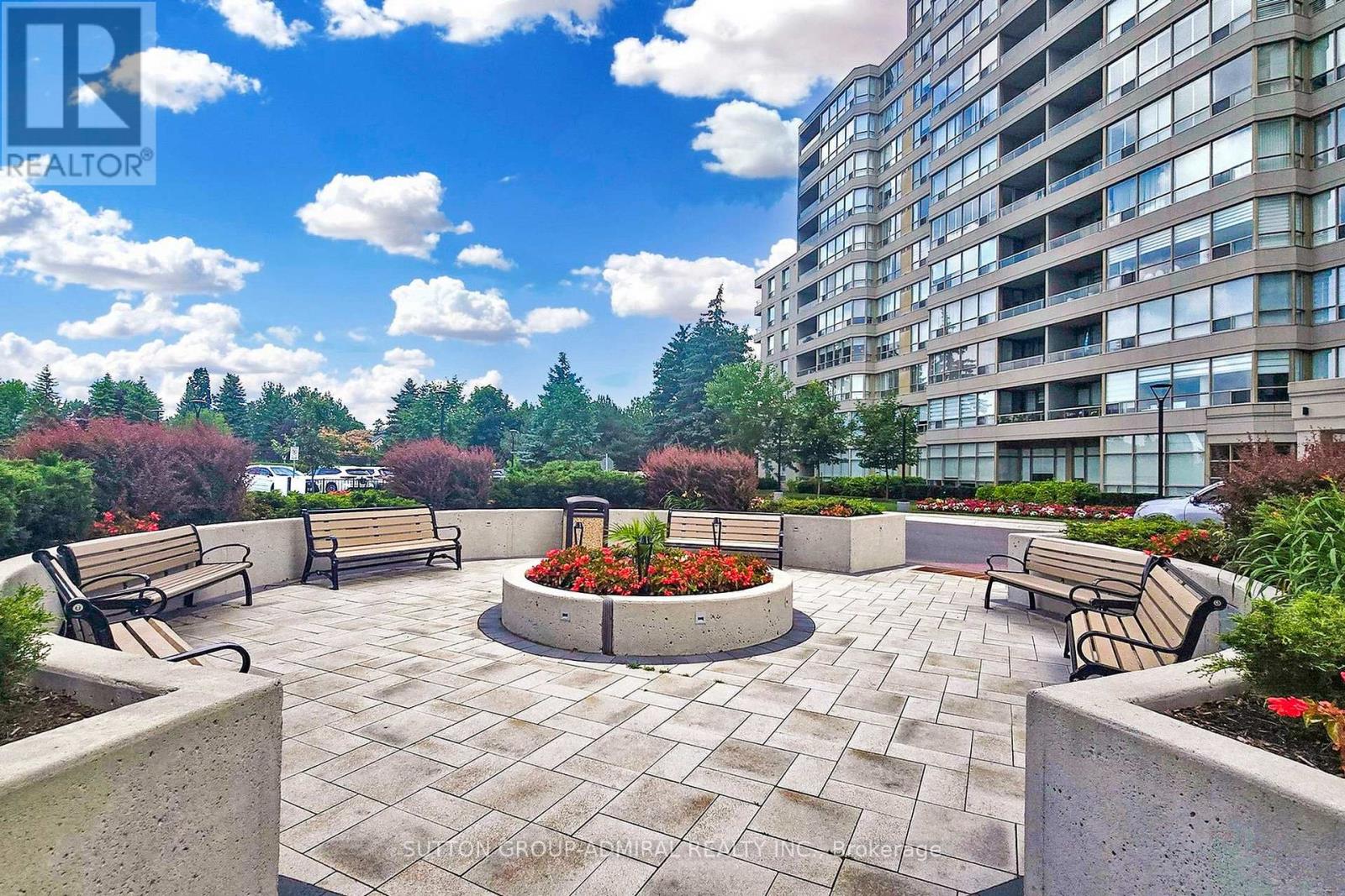 512 - 11 Townsgate Drive, Vaughan, Ontario  L4J 8G4 - Photo 37 - N12735850