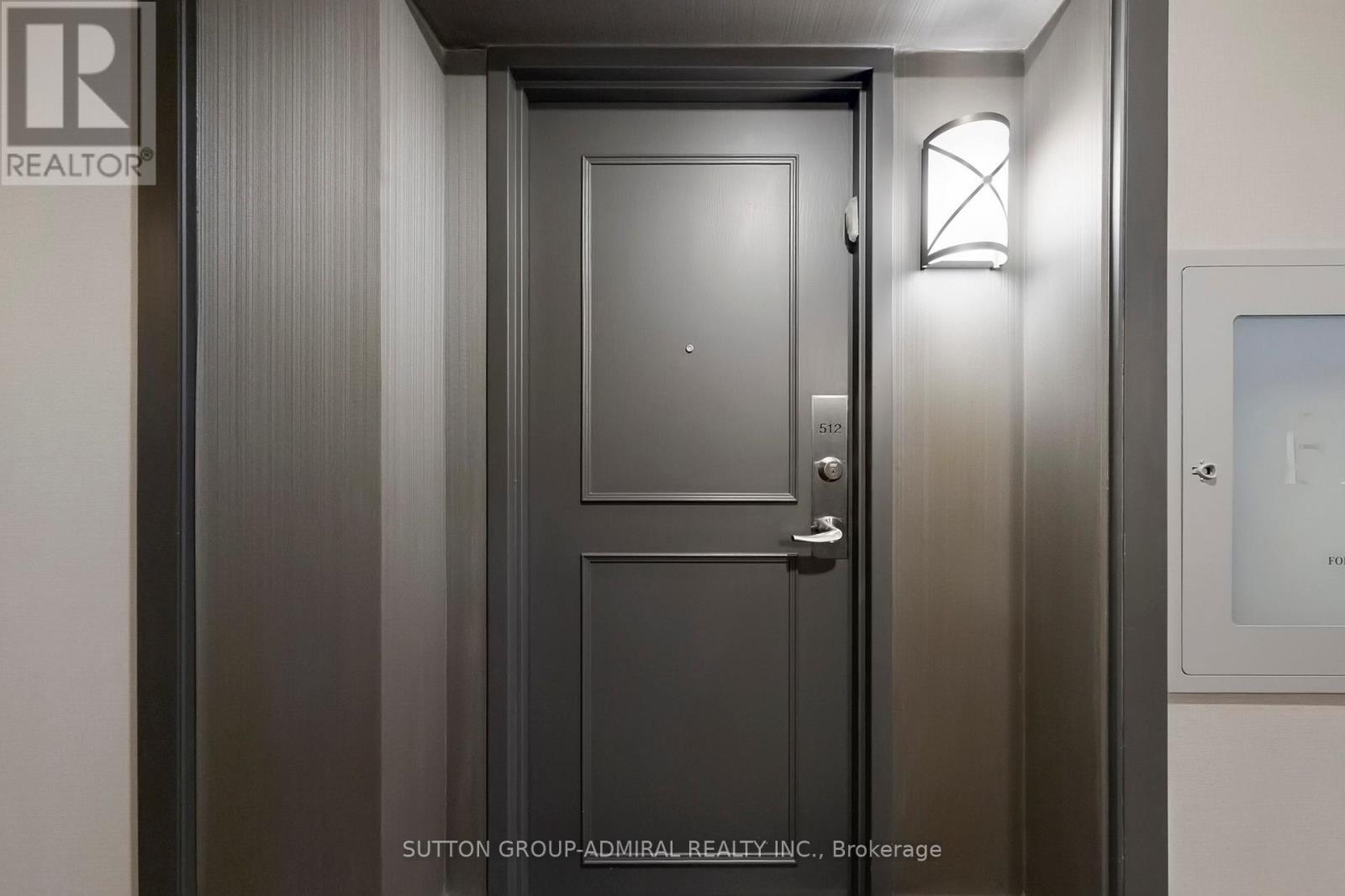 512 - 11 Townsgate Drive, Vaughan, Ontario  L4J 8G4 - Photo 9 - N12735850