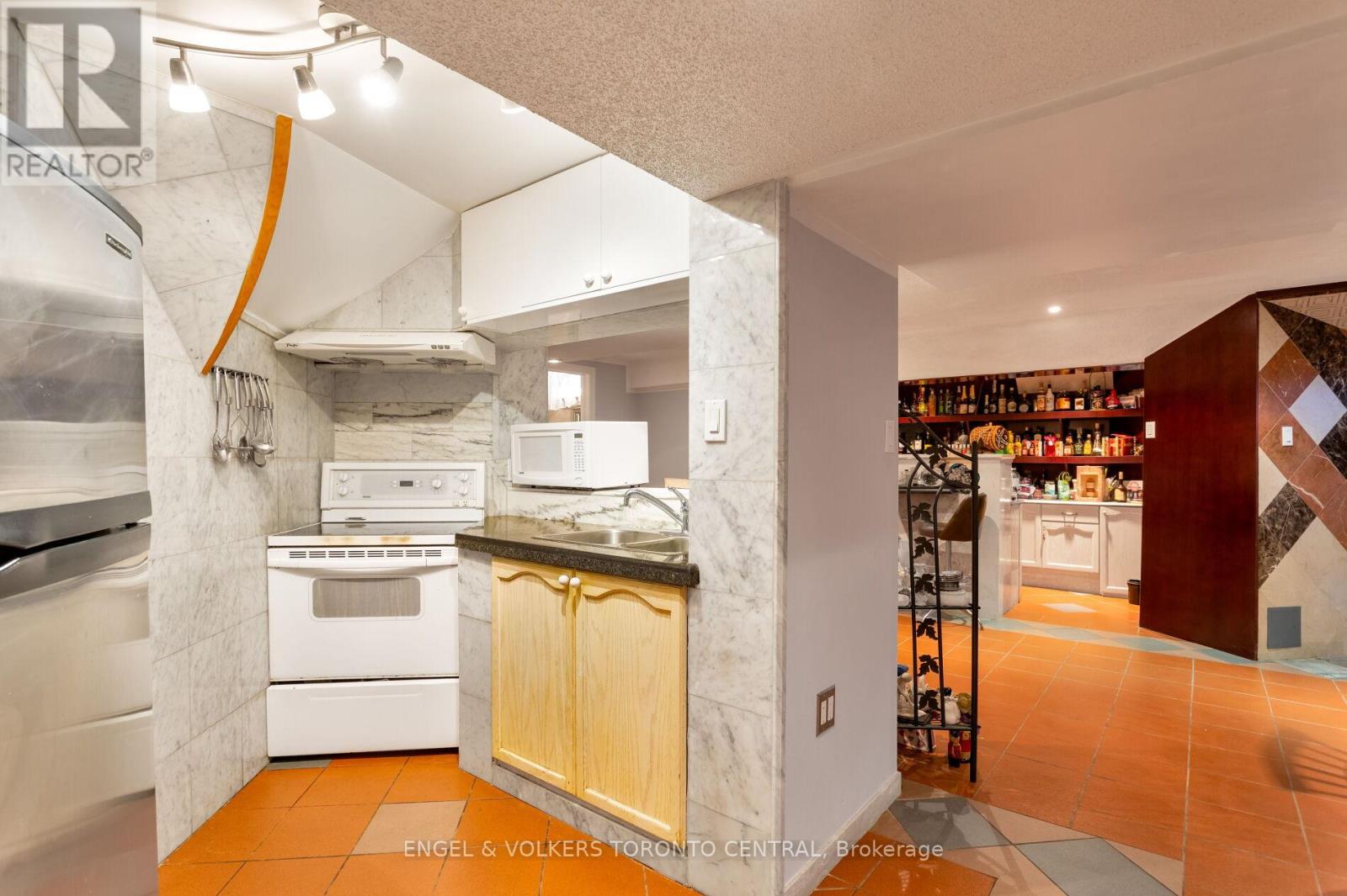 144 Claremont Lane, Vaughan, Ontario  L4L 8Z8 - Photo 39 - N12735892