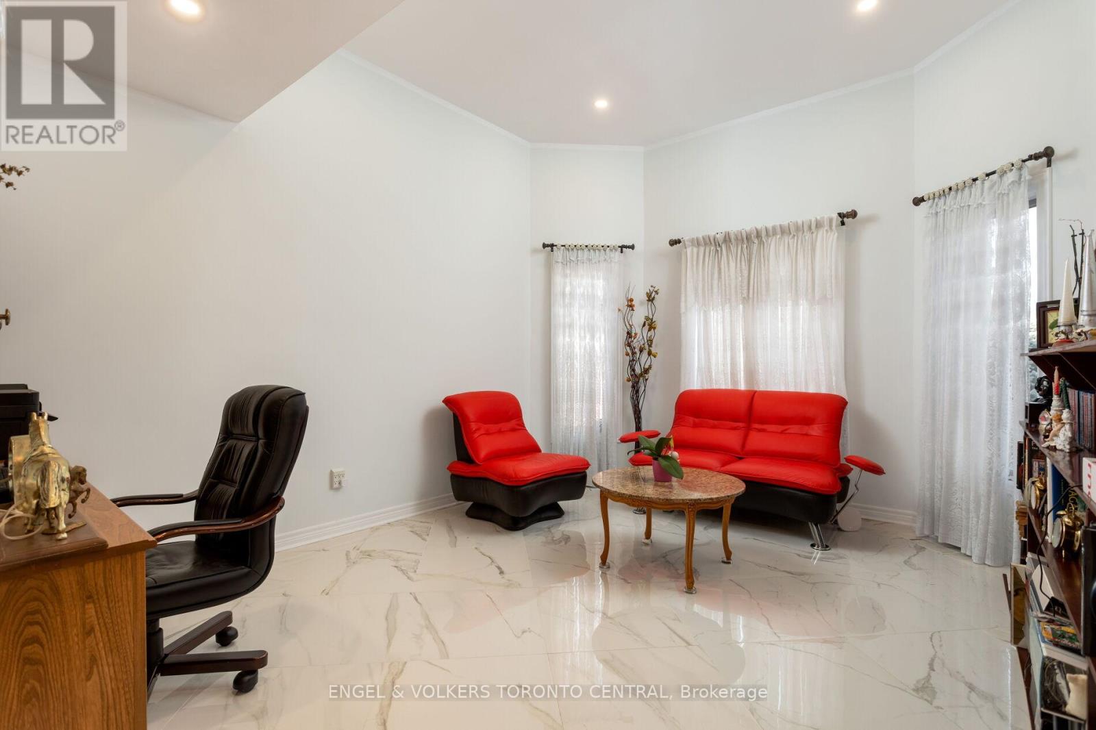 144 Claremont Lane, Vaughan, Ontario  L4L 8Z8 - Photo 8 - N12735892