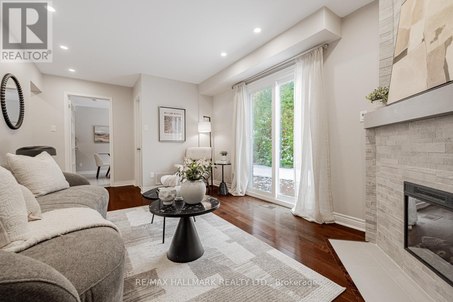 29 Canterbury Court, Richmond Hill, Ontario  L4C 8E4 - Photo 13 - N12735900