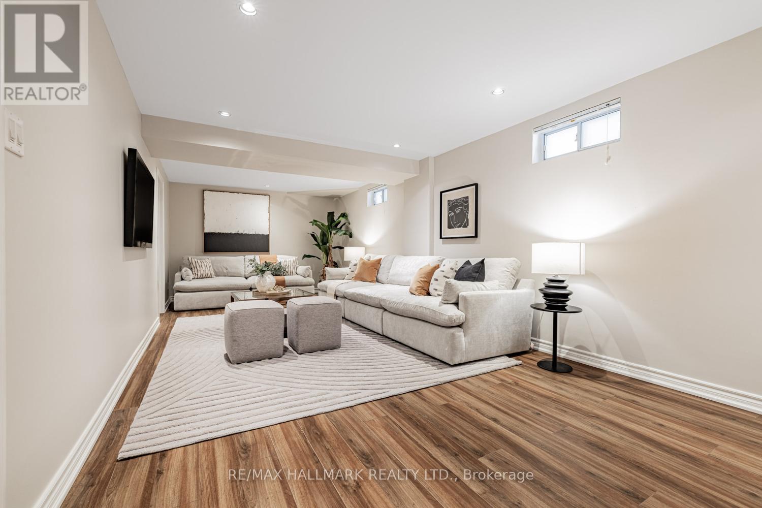 29 Canterbury Court, Richmond Hill, Ontario  L4C 8E4 - Photo 23 - N12735900