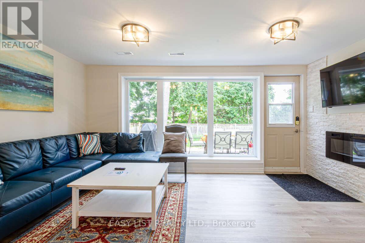 3438 Enniskillen Circle, Mississauga, Ontario  L5C 2N1 - Photo 34 - W12325935