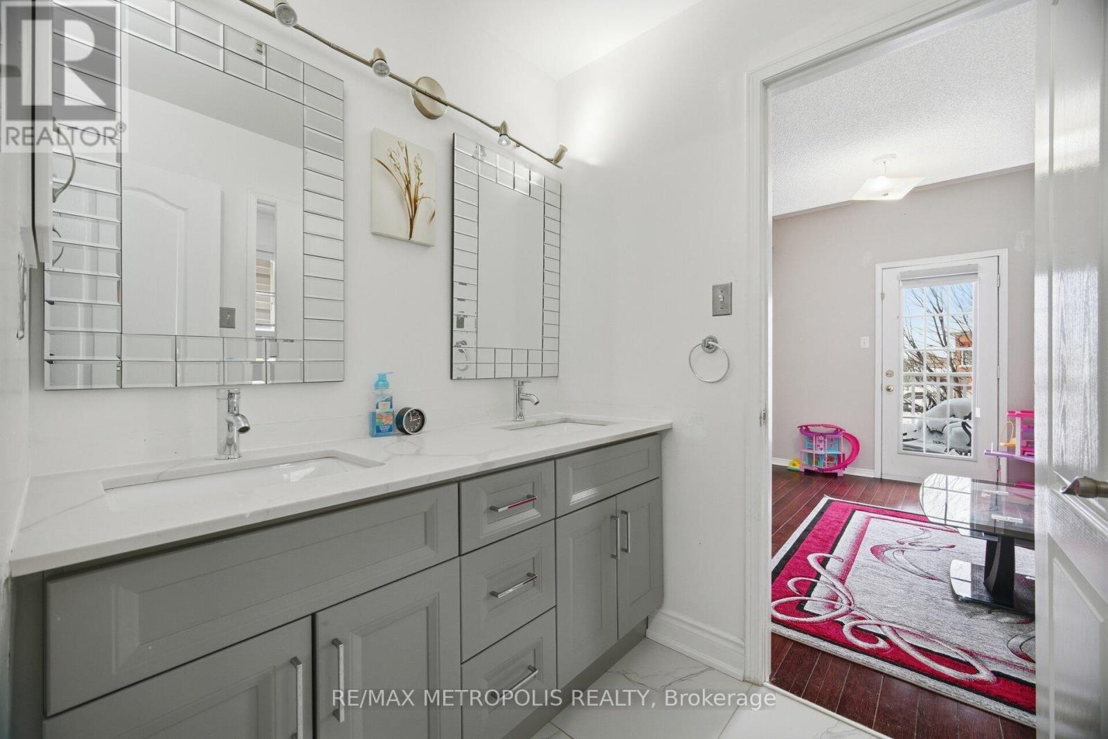 43 El Camino Way, Brampton, Ontario  L7A 3C4 - Photo 32 - W12735702