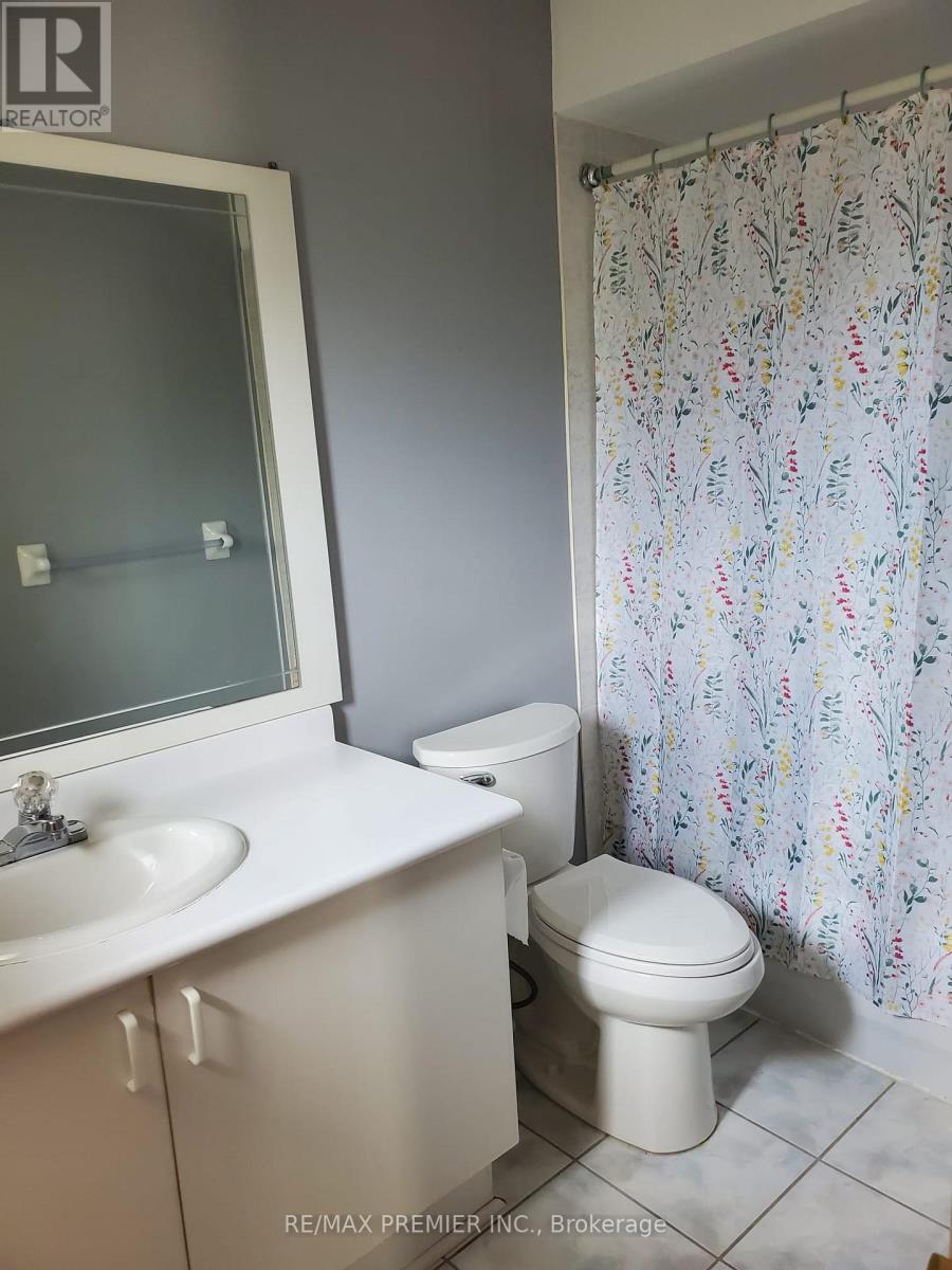 5272 Brookwood Court, Mississauga, Ontario  L5V 2N8 - Photo 15 - W12735722