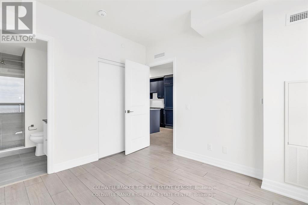 3305 - 30 Elm Drive W, Mississauga, Ontario  L5B 0N6 - Photo 17 - W12735726