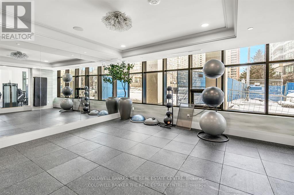 3305 - 30 Elm Drive W, Mississauga, Ontario  L5B 0N6 - Photo 21 - W12735726