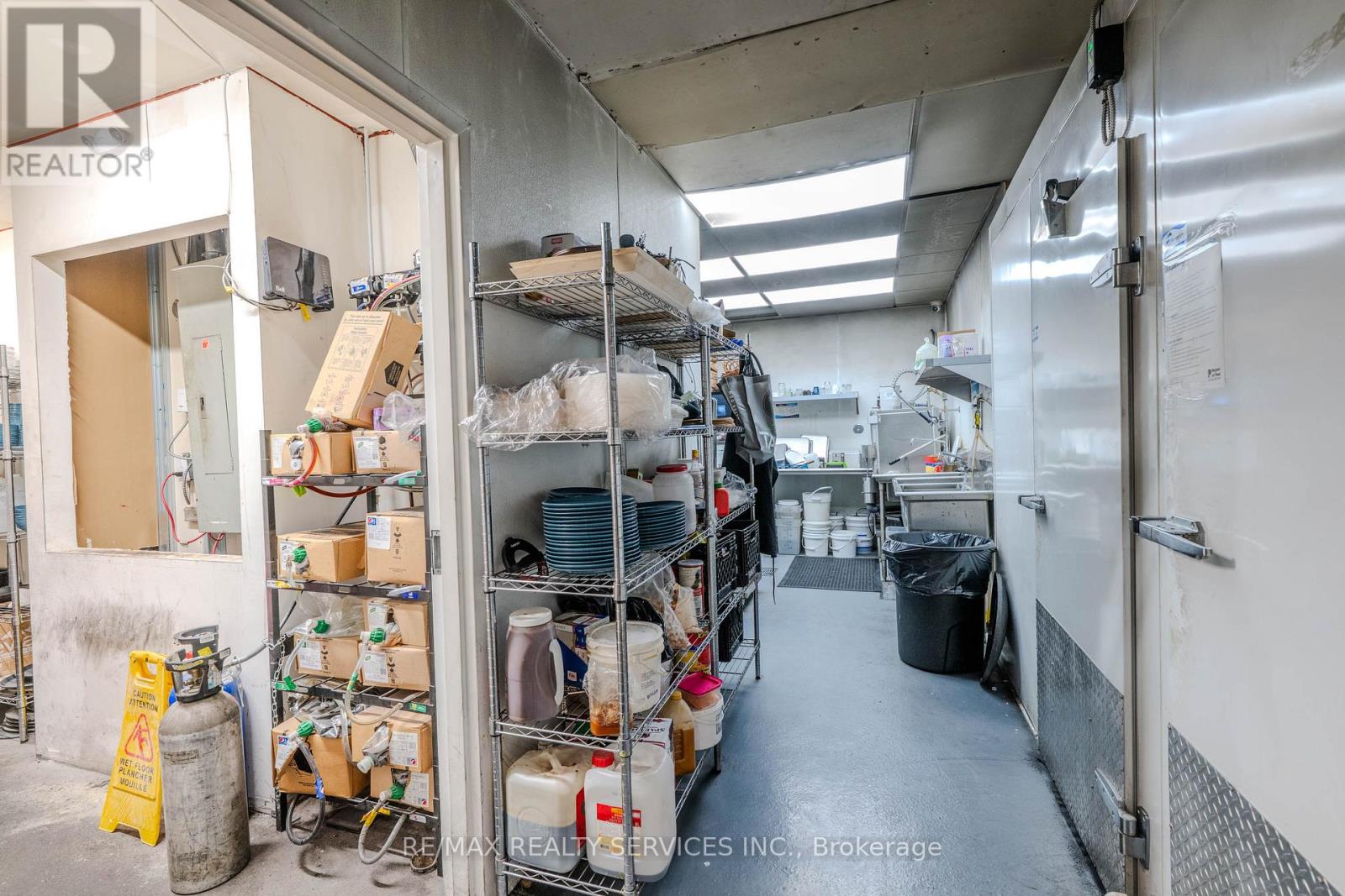 2055 Dundas Street, Mississauga, Ontario  L4X 2W1 - Photo 23 - W12735756