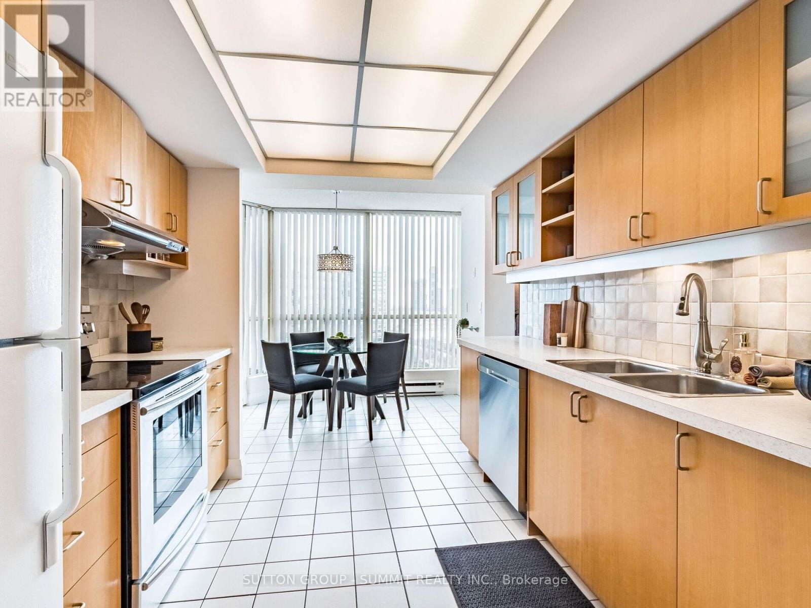 1507 - 55 Kingsbridge Garden Circle, Mississauga, Ontario  L5R 1Y1 - Photo 15 - W12735784