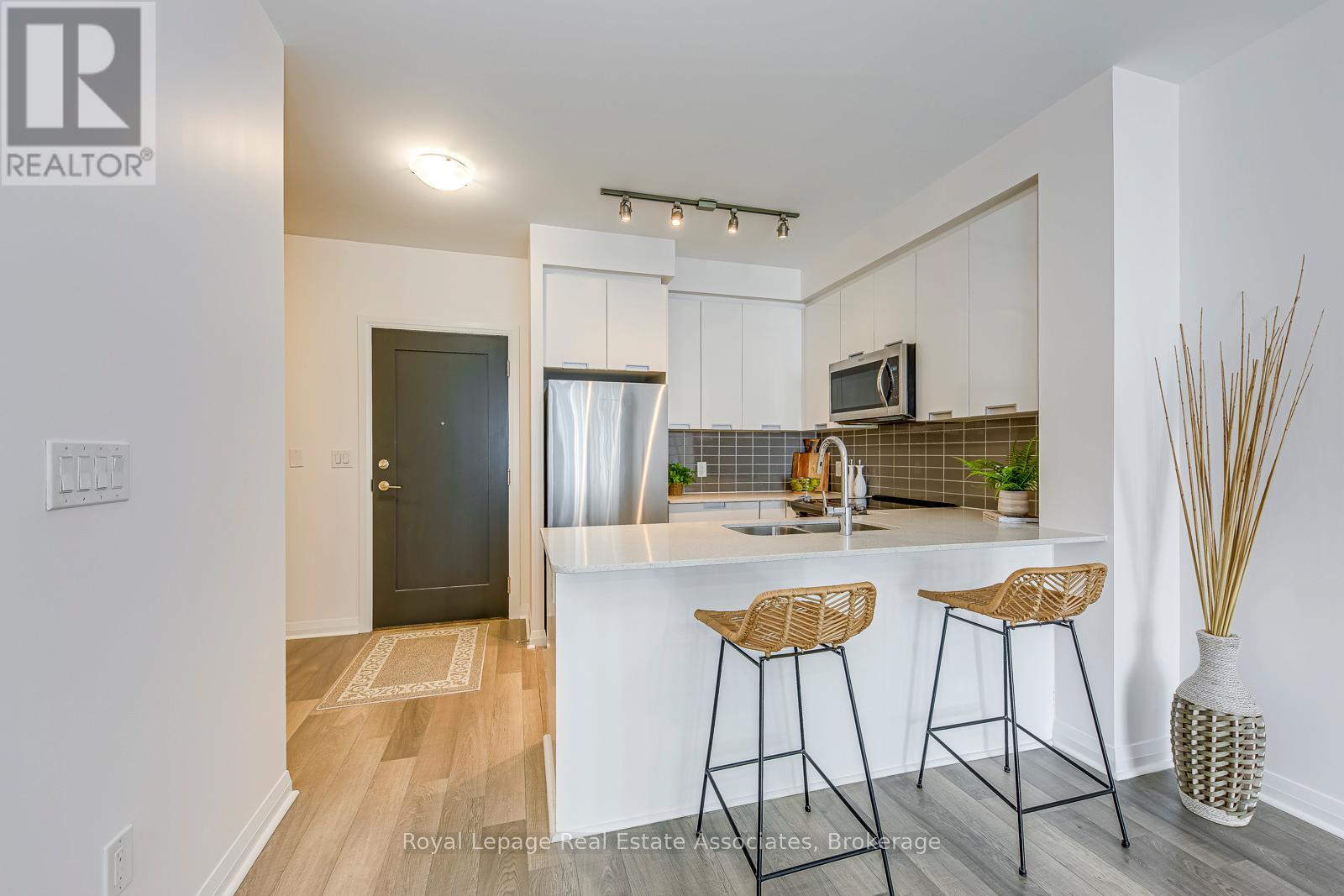 1416 - 5033 Four Springs Avenue, Mississauga, Ontario  L5R 0G6 - Photo 6 - W12735834