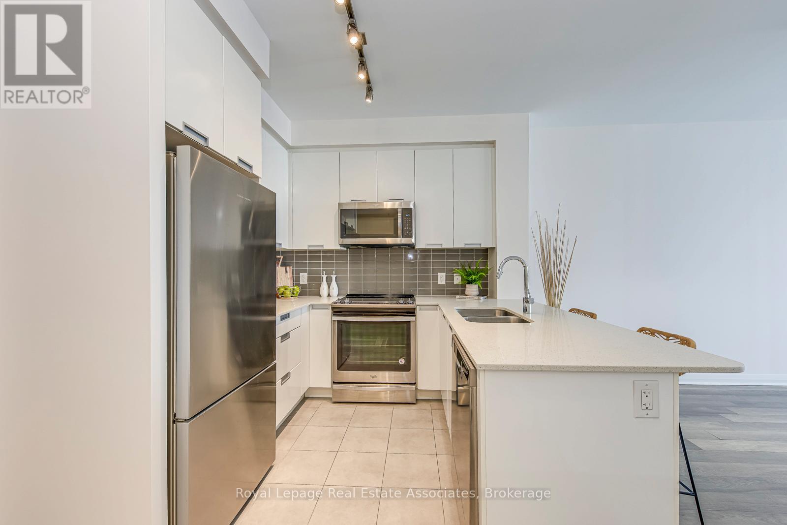 1416 - 5033 Four Springs Avenue, Mississauga, Ontario  L5R 0G6 - Photo 7 - W12735834