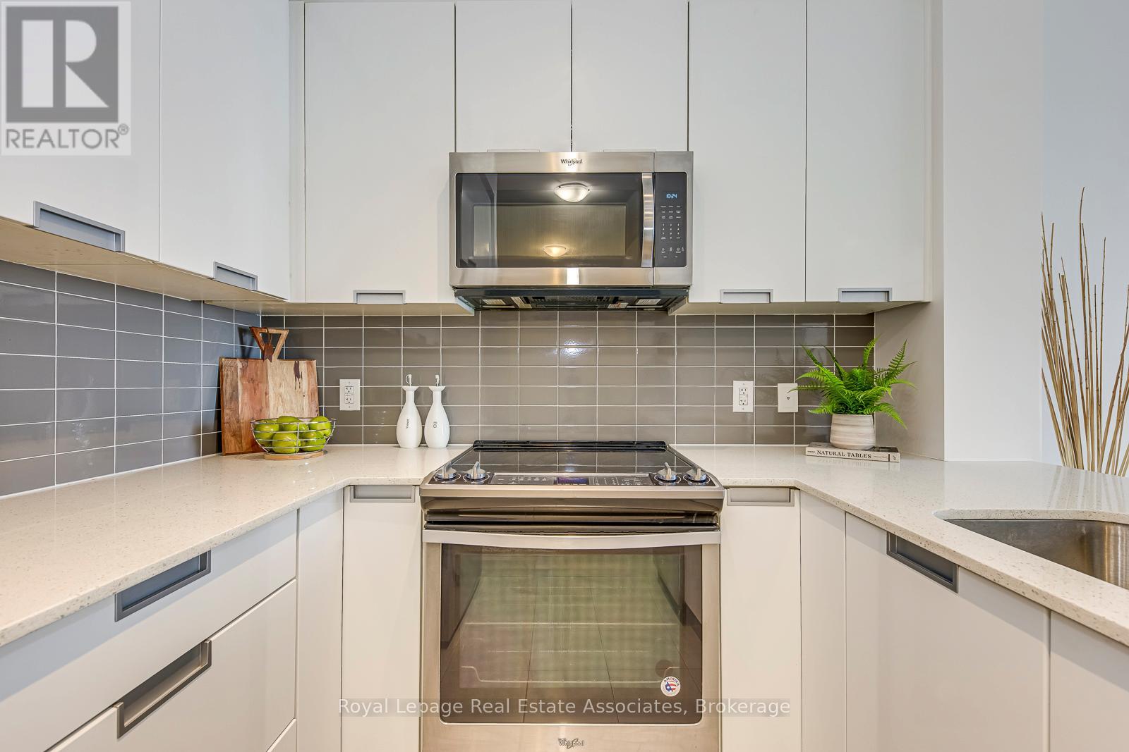 1416 - 5033 Four Springs Avenue, Mississauga, Ontario  L5R 0G6 - Photo 9 - W12735834