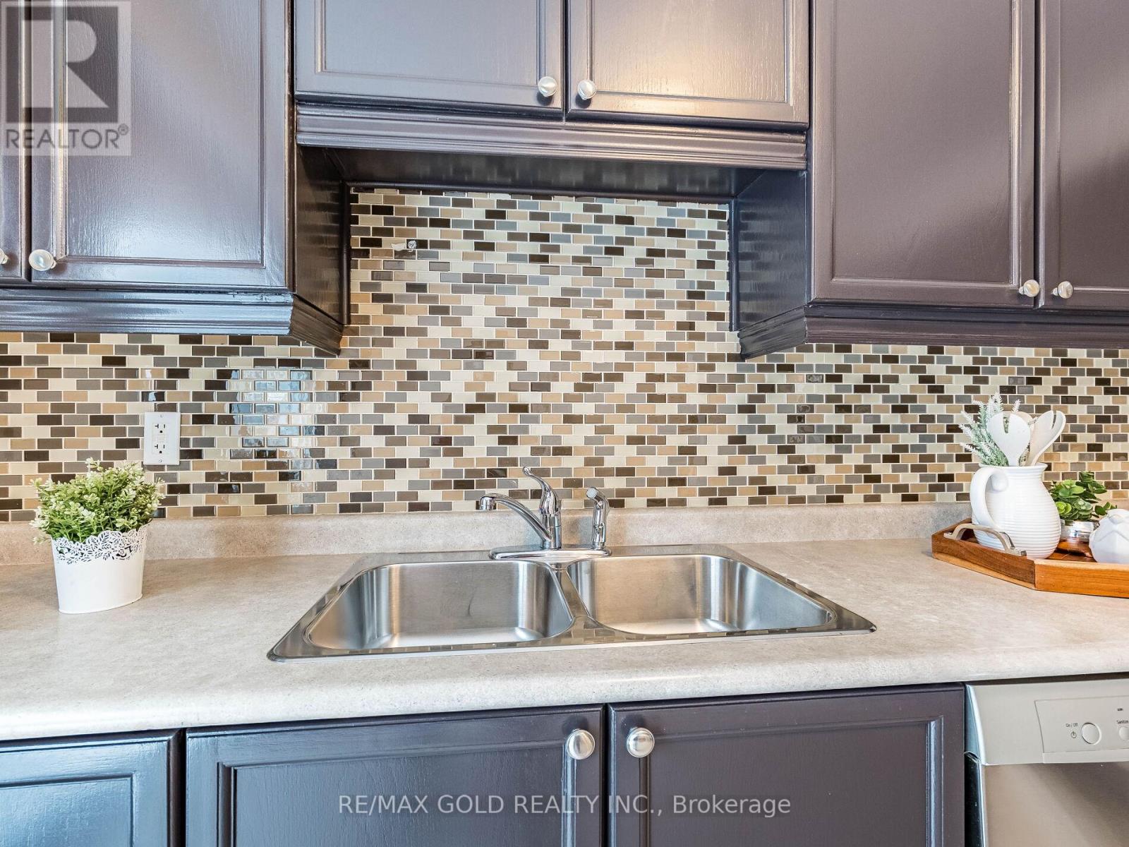 42 Jessop Drive, Brampton, Ontario  L7A 3M8 - Photo 13 - W12735842