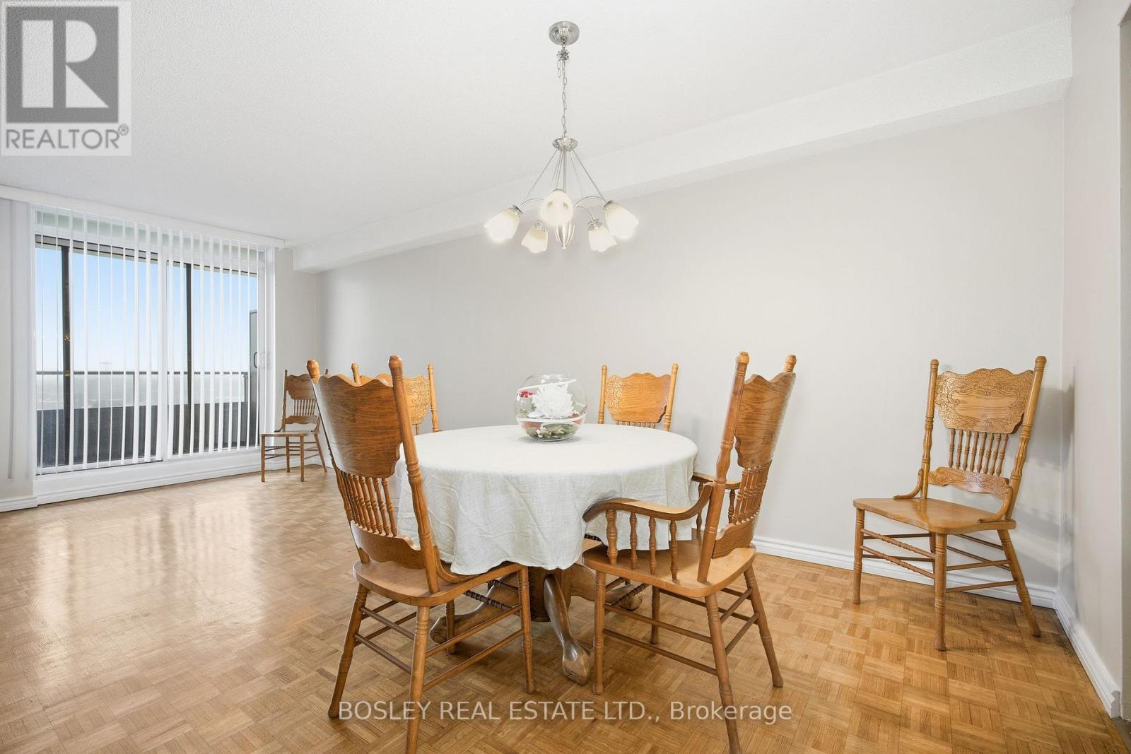 1008 - 511 The West Mall, Toronto, Ontario  M9C 1G5 - Photo 18 - W12735890