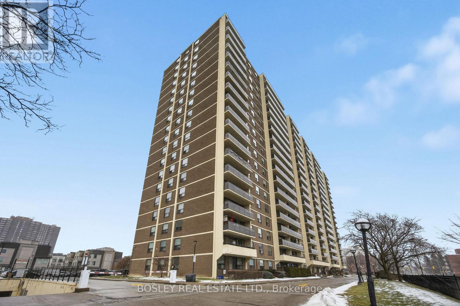 1008 - 511 The West Mall, Toronto, Ontario  M9C 1G5 - Photo 2 - W12735890