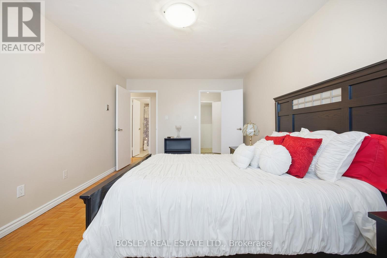 1008 - 511 The West Mall, Toronto, Ontario  M9C 1G5 - Photo 23 - W12735890