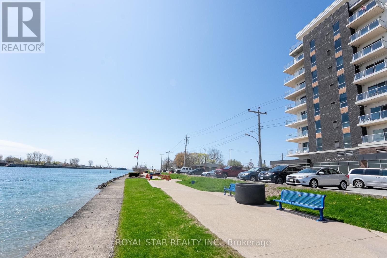 407 - 118 West Street, Port Colborne, Ontario  L3K 4E6 - Photo 3 - X12735836