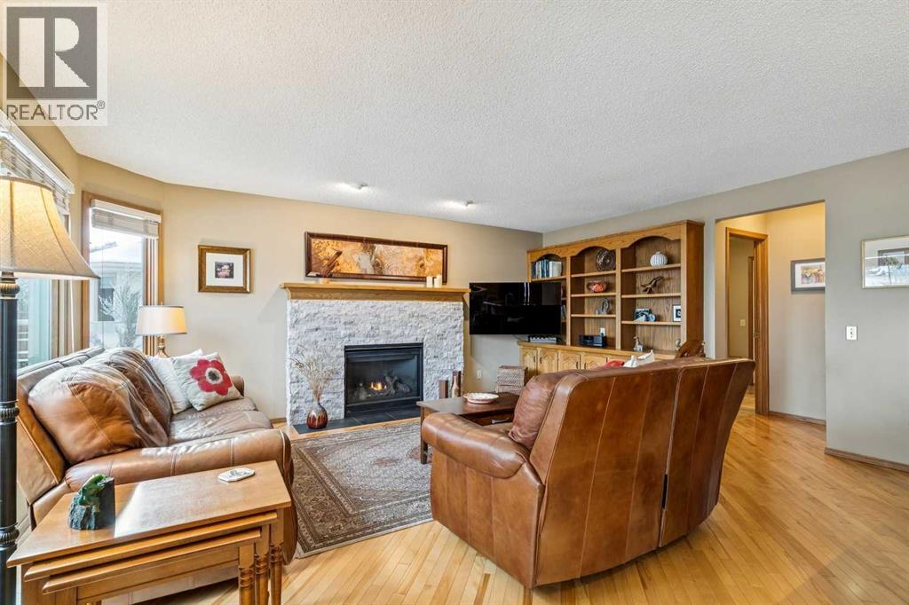 75 Shawnee Crescent, Calgary, Alberta  T2Y 1W4 - Photo 11 - A2276077