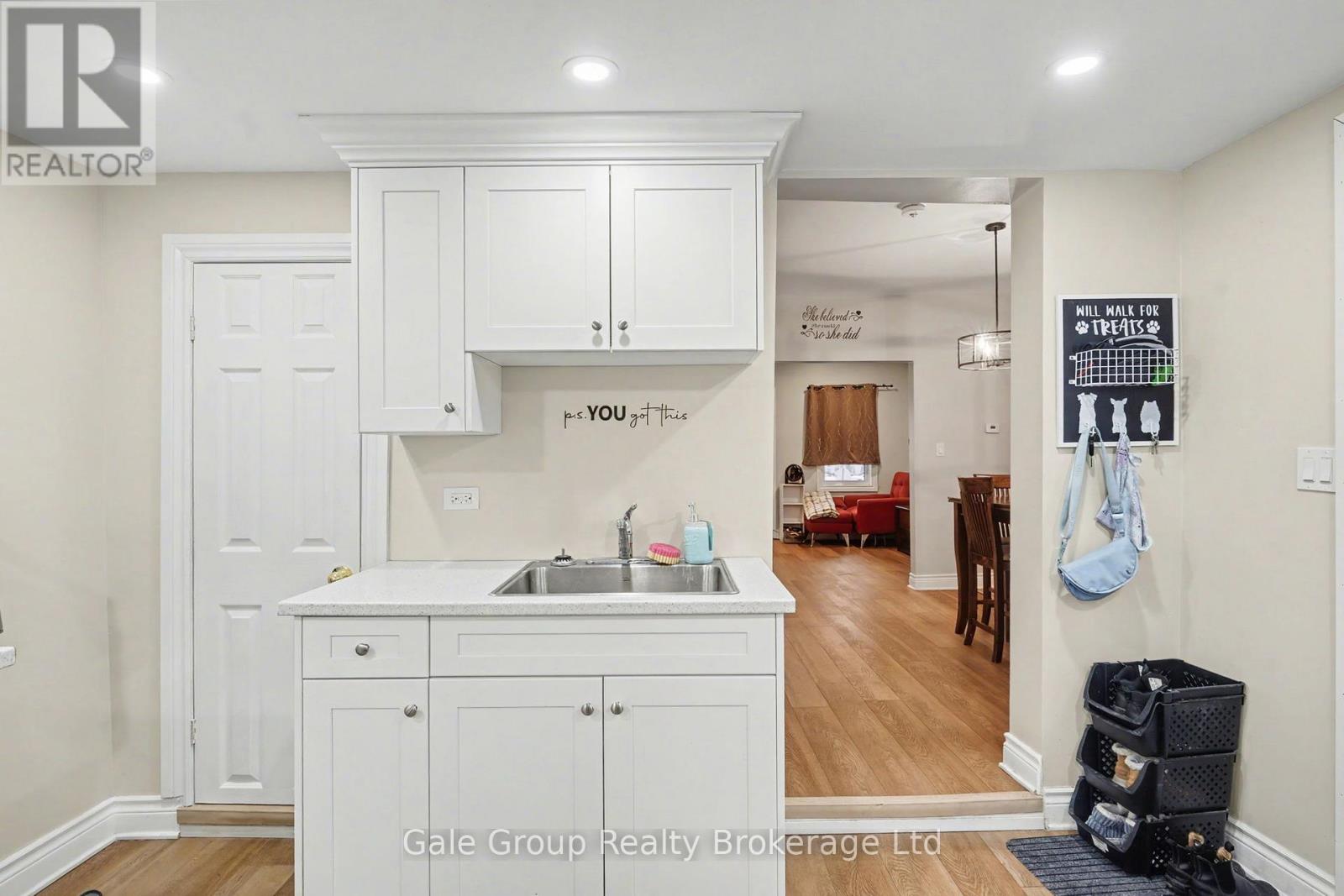 27 Oxford Street W, Blandford-Blenheim, Ontario  N0J 1G0 - Photo 20 - X12735978