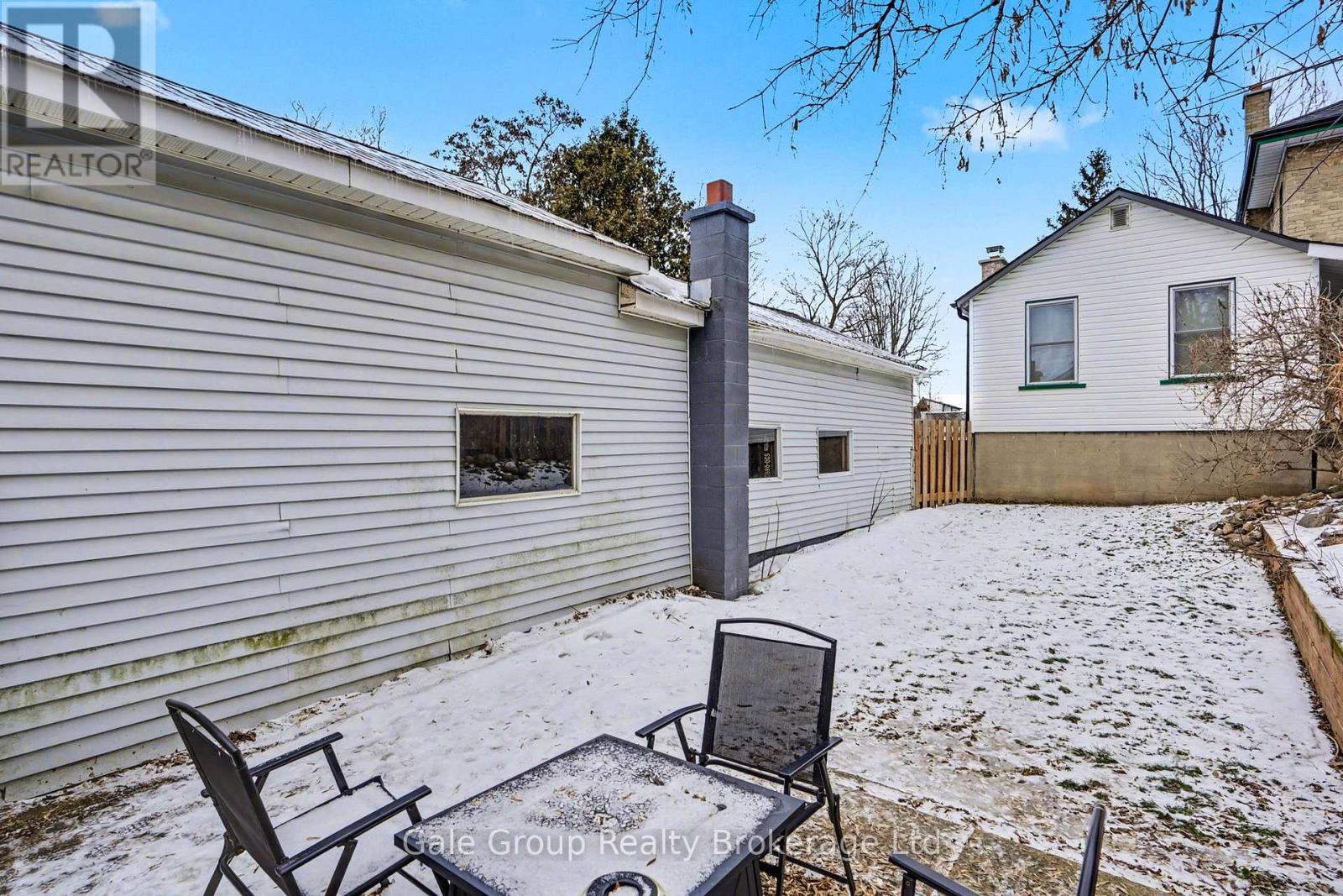 27 Oxford Street W, Blandford-Blenheim, Ontario  N0J 1G0 - Photo 36 - X12735978