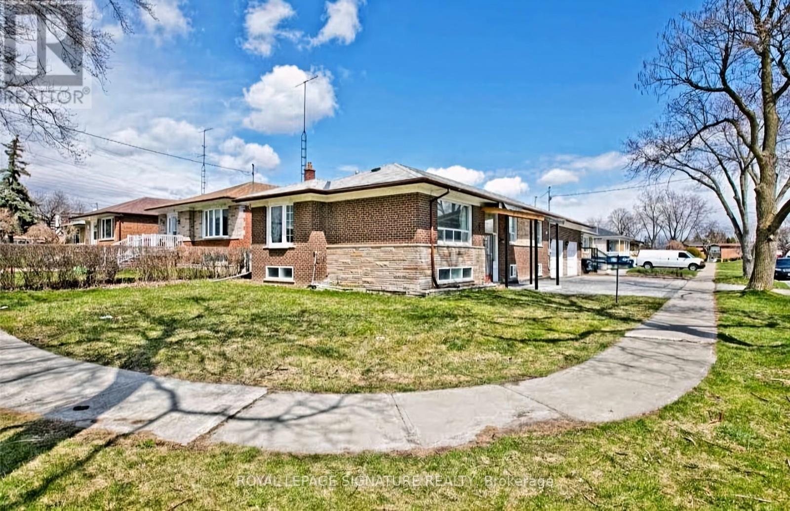 MAIN - 31 ROMULUS DRIVE, Toronto, Ontario