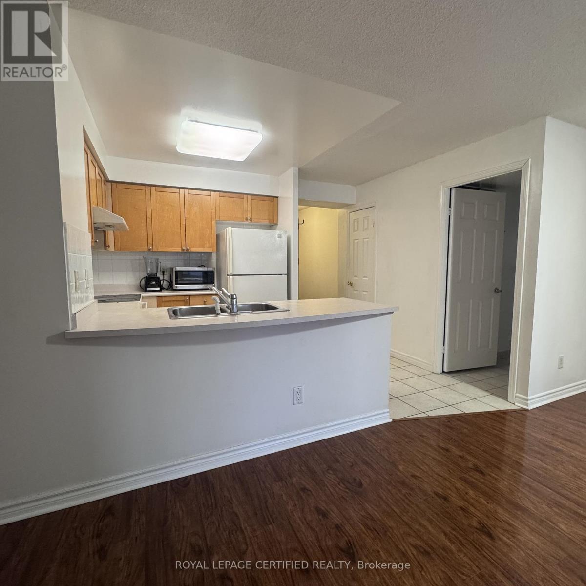 2021 - 25 Kingsbridge Garden Circle, Mississauga, Ontario  L5R 4B1 - Photo 22 - W12733806