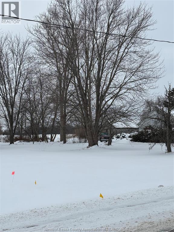 5075 North Talbot Road, Tecumseh, Ontario N0R 1K0 - Photo 2 - 26002024