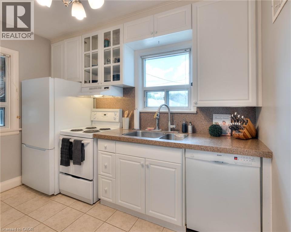 577 Stirling Avenue S, Kitchener, Ontario  N2M 3J5 - Photo 13 - 40801389