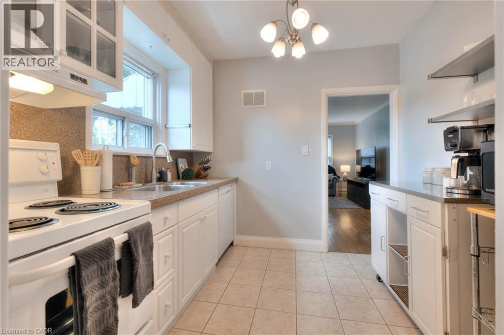 577 Stirling Avenue S, Kitchener, Ontario  N2M 3J5 - Photo 14 - 40801389