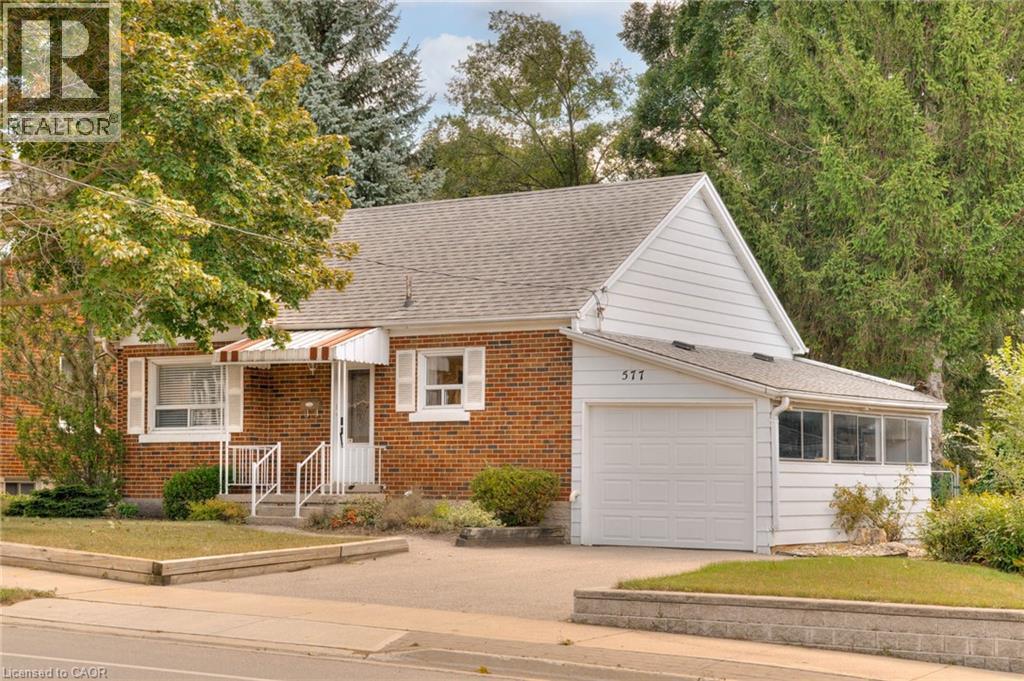 577 Stirling Avenue S, Kitchener, Ontario  N2M 3J5 - Photo 2 - 40801389