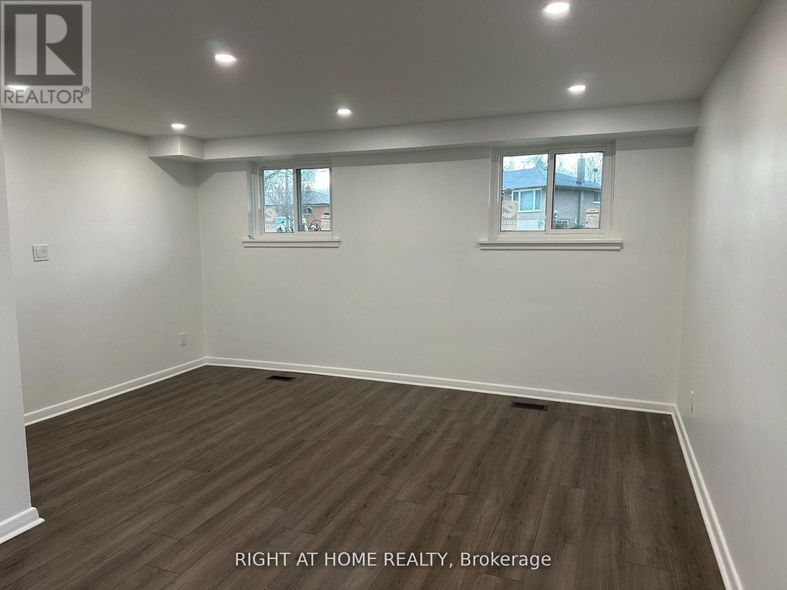 606 Lansdowne Drive, Oshawa, Ontario  L1G 1W4 - Photo 3 - E12735986