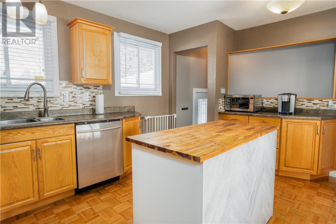 4394 Hamilton, Hanmer, Ontario  P3P 1B7 - Photo 3 - 2126255