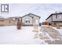 619 Aberdeen Crescent W, Lethbridge, Alberta