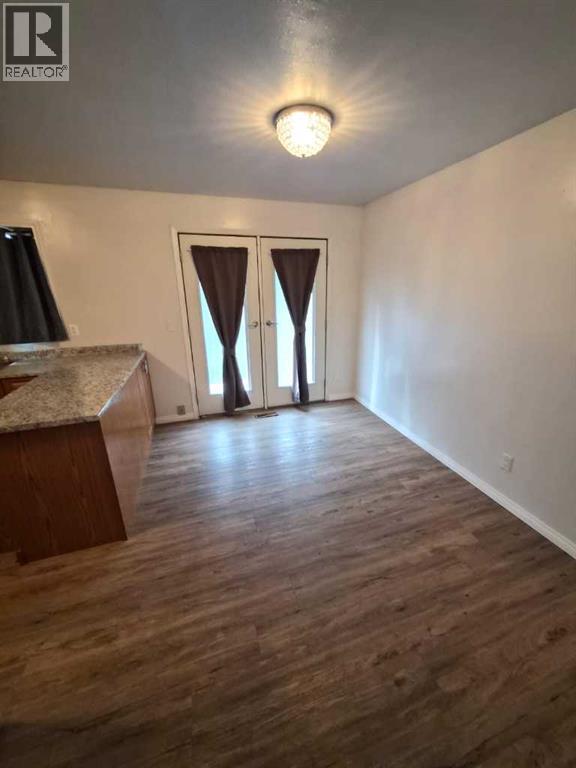 214 7 Street, Beaverlodge, Alberta  T0H 0C0 - Photo 7 - A2265381