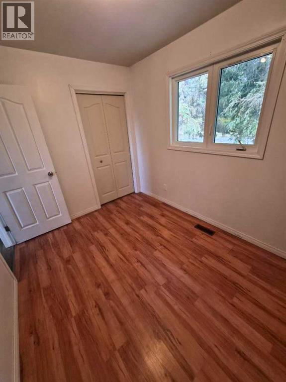 214 7 Street, Beaverlodge, Alberta  T0H 0C0 - Photo 13 - A2265381