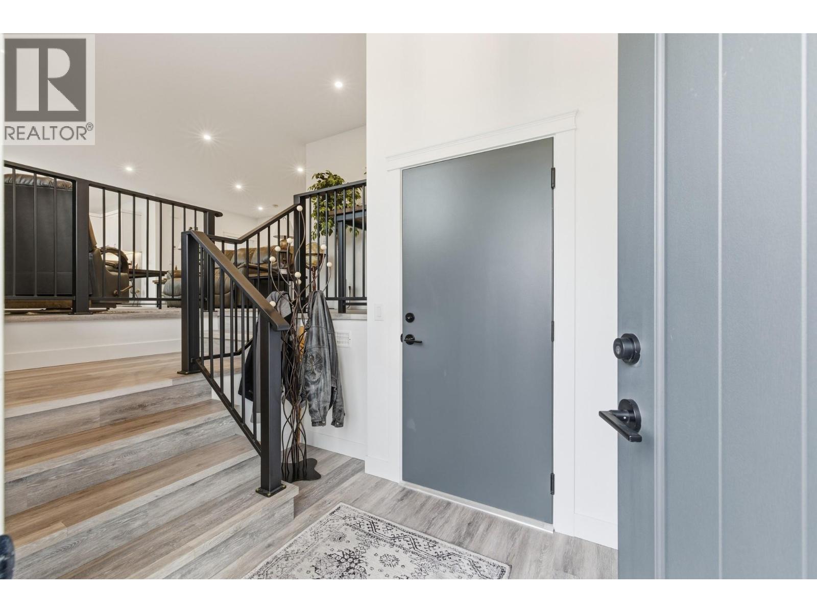 714 Lake Court West Kelowna Photo 29