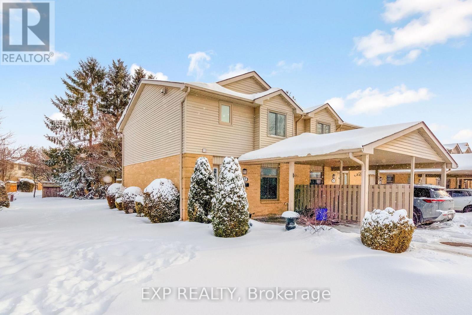 82 - 141 Condor Court, London East, Ontario  N5W 6A1 - Photo 1 - X12735994