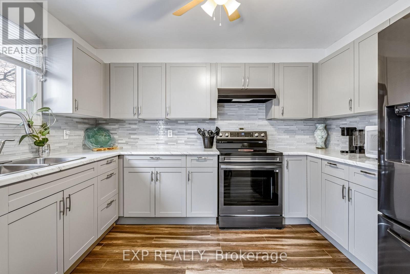 82 - 141 Condor Court, London East, Ontario  N5W 6A1 - Photo 15 - X12735994