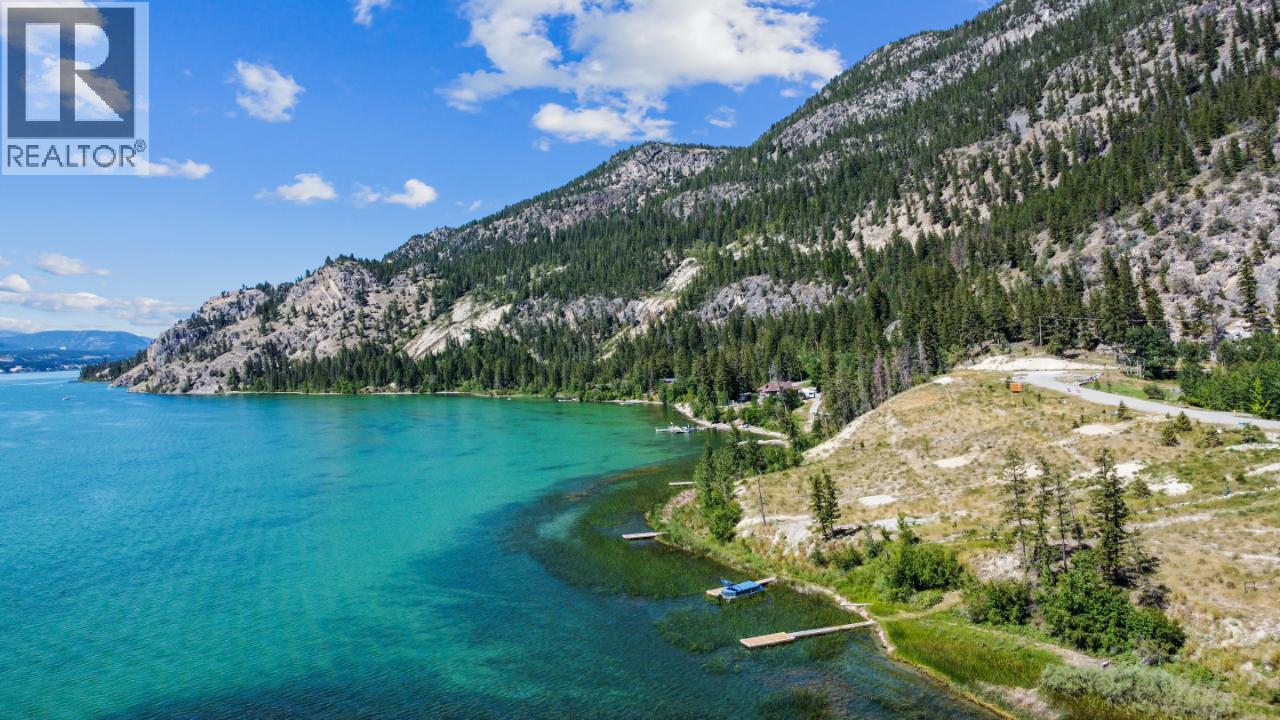 8679 Cottage Lane, Canal Flats, British Columbia  V0B 1B0 - Photo 1 - 10374127