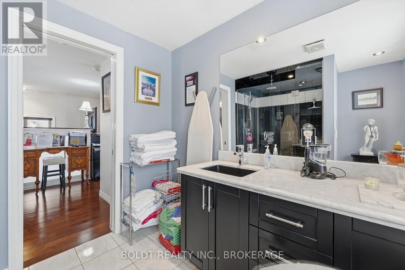 204 Auburn Avenue, Hamilton, Ontario  L8K 3B5 - Photo 27 - X12735946