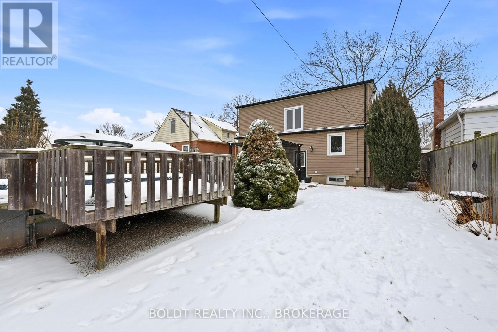 204 Auburn Avenue, Hamilton, Ontario  L8K 3B5 - Photo 3 - X12735946