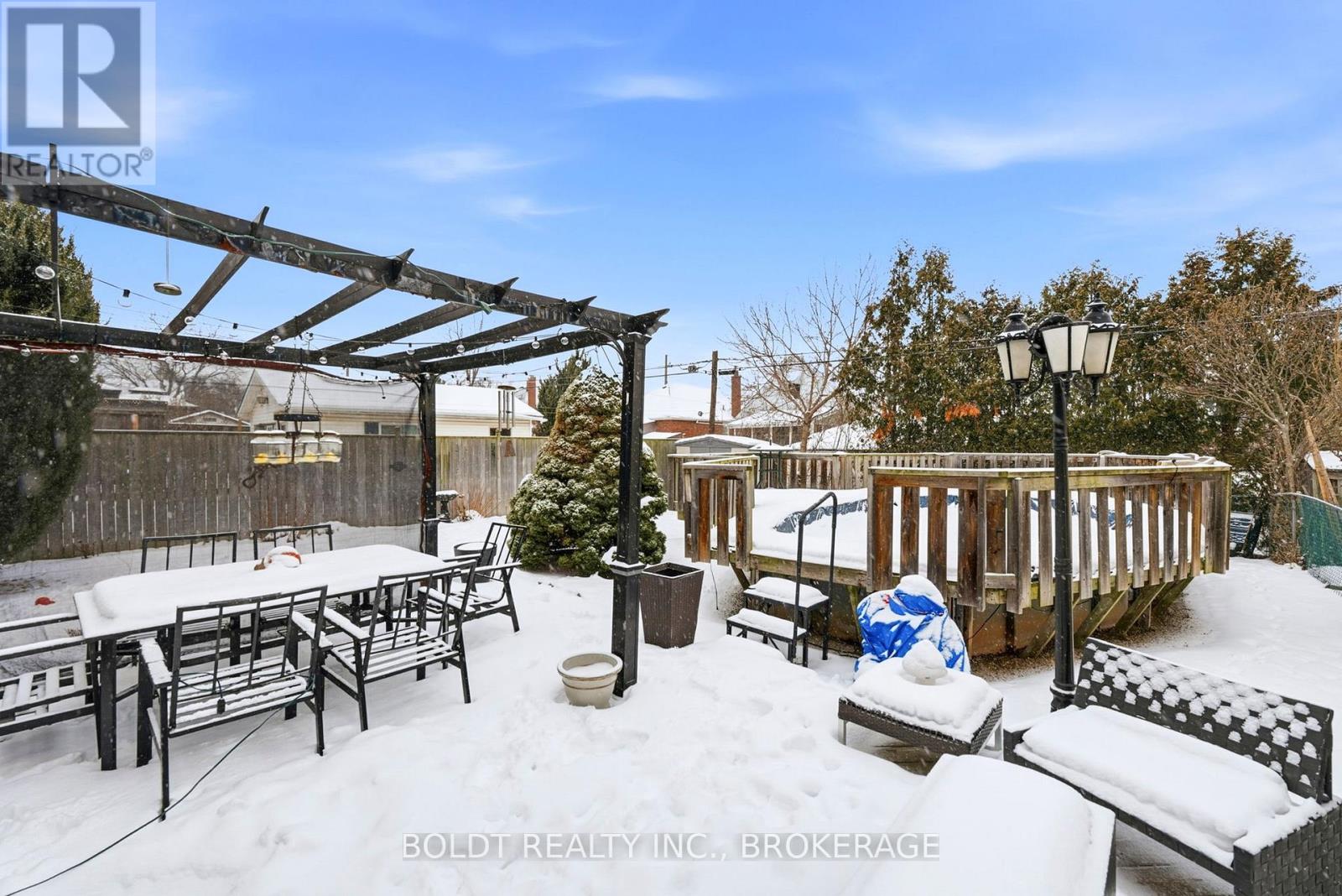 204 Auburn Avenue, Hamilton, Ontario  L8K 3B5 - Photo 4 - X12735946