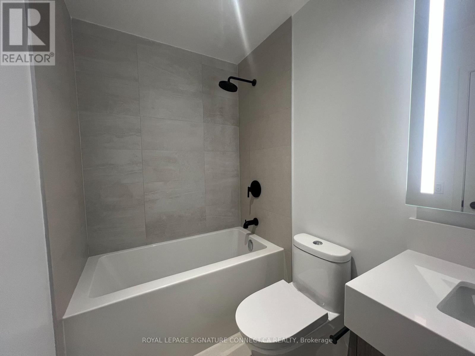 2306 - 308 Jarvis Street, Toronto, Ontario  M5A 2P2 - Photo 10 - C12735012