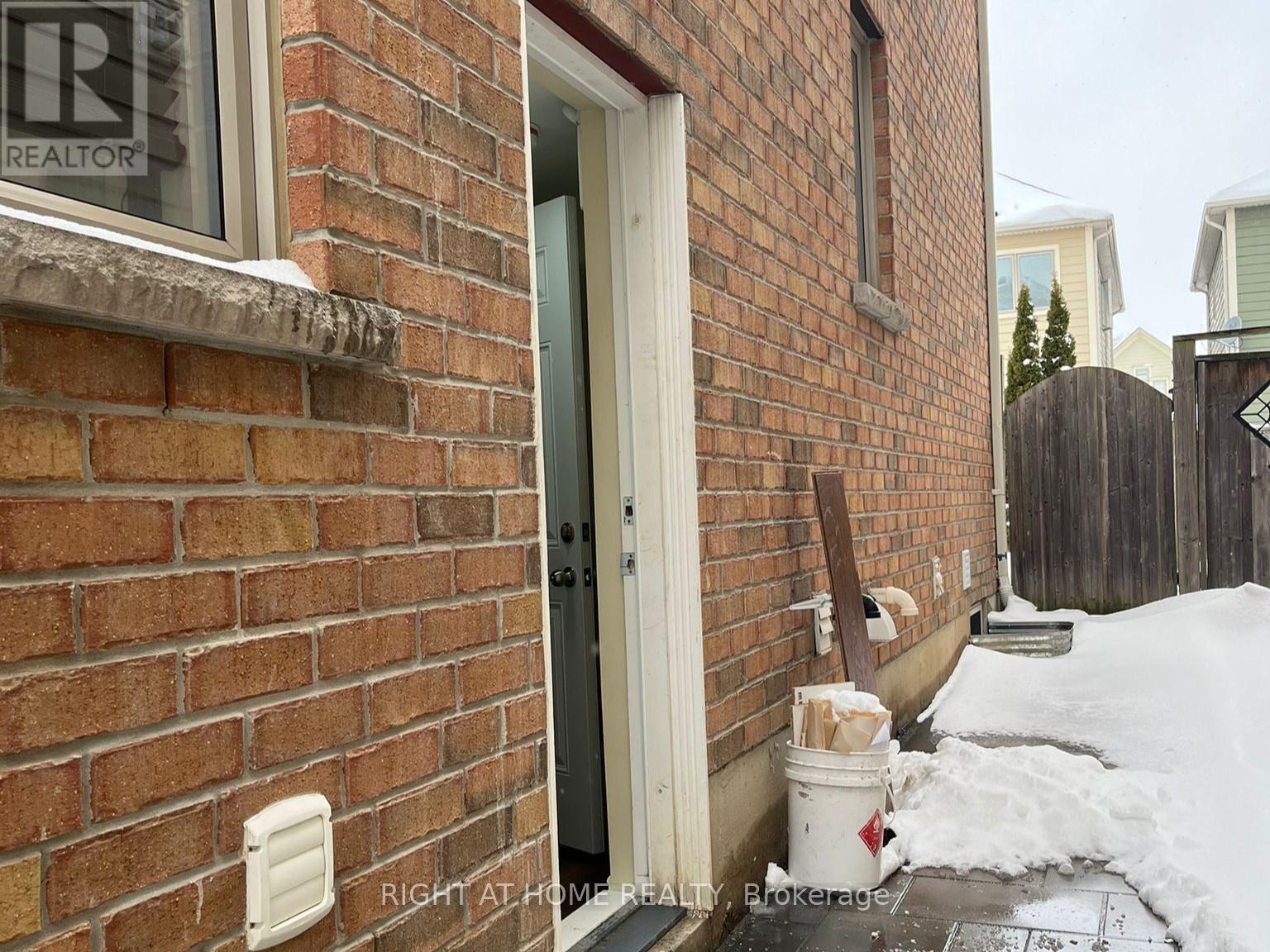 Bsm - 63 Forbes Terrace, Milton, Ontario  L9T 3X8 - Photo 2 - W12709778