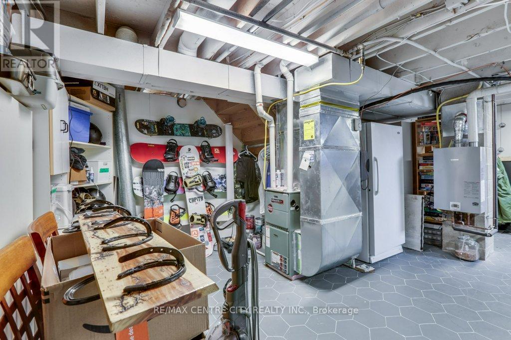 258 Mary Street, Dutton/dunwich, Ontario  N0L 1J0 - Photo 35 - X12712532