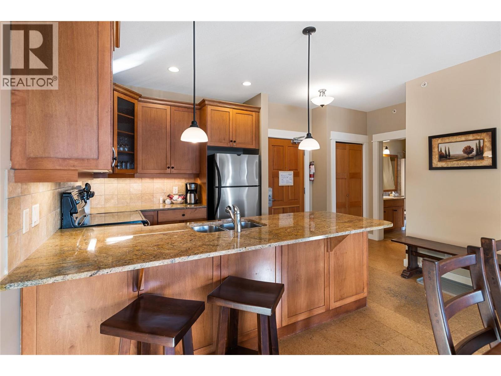 170 Silver Lode Lane Unit# 510, Silver Star, British Columbia  V1B 3M1 - Photo 5 - 10373990