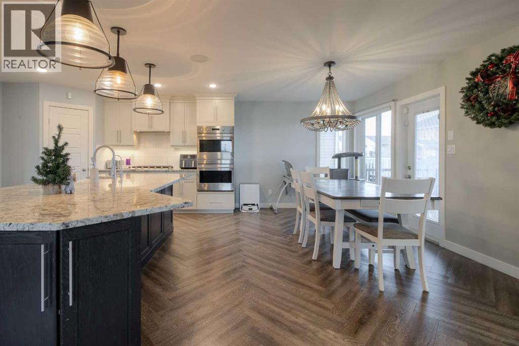 541 Aquitania Boulevard W, Lethbridge, Alberta  T1J 5G7 - Photo 13 - A2272884